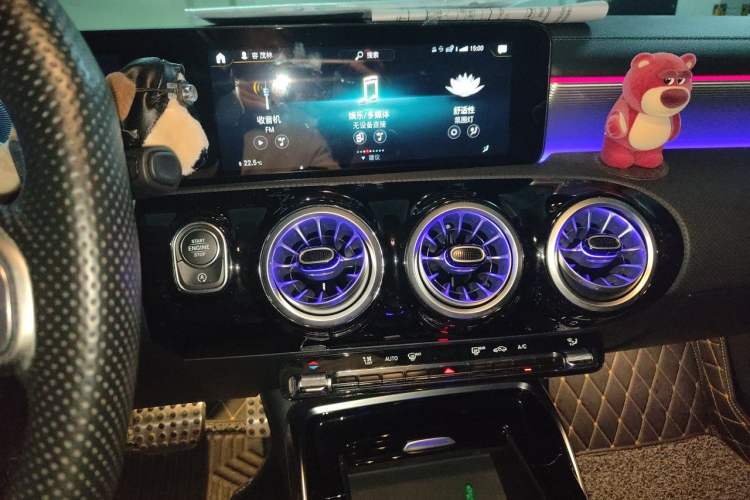 Used Mercedes-Benz A AMG 2020 AMG A 35 L 4MATIC Audio And AC Panel