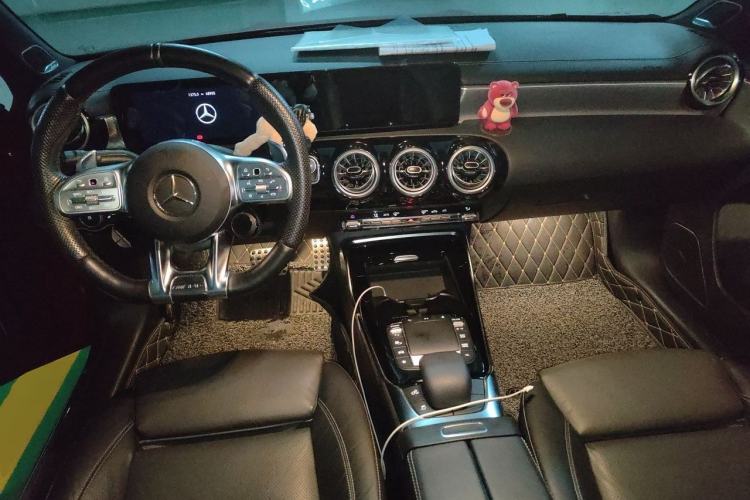 Used Mercedes-Benz A AMG 2020 AMG A 35 L 4MATIC Center Console
