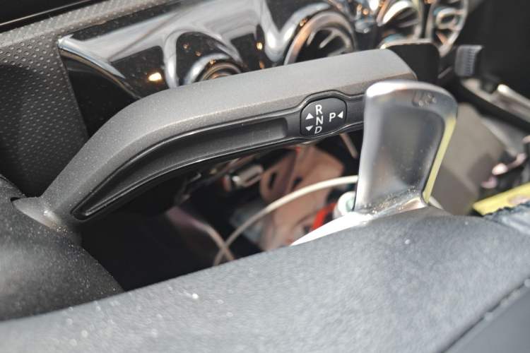 Used Mercedes-Benz A AMG 2020 AMG A 35 L 4MATIC Gear Lever