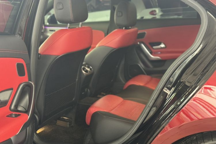 Used Mercedes-Benz A AMG 2020 AMG A 35 L 4MATIC Interior 7