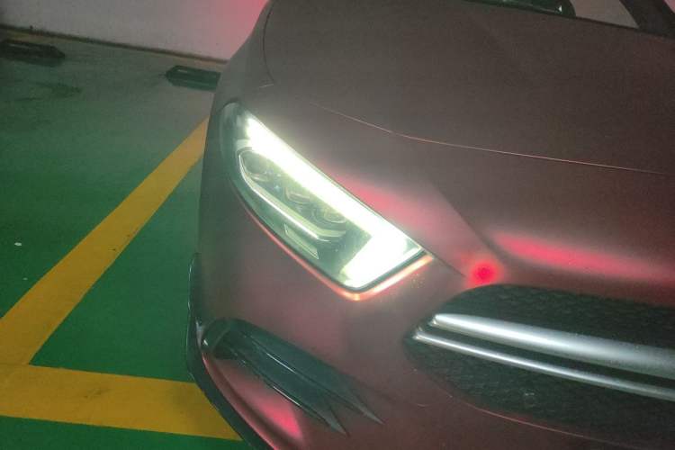 Used Mercedes-Benz A AMG 2020 AMG A 35 L 4MATIC Right Front Headlight