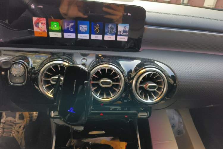 Used Mercedes-Benz A AMG 2020 AMG A 35 L 4MATIC Audio And AC Panel