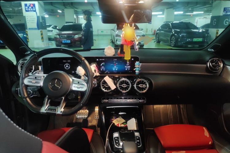 Used Mercedes-Benz A AMG 2020 AMG A 35 4MATIC Center Console