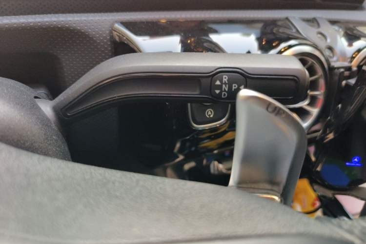 Used Mercedes-Benz A AMG 2020 AMG A 35 L 4MATIC Gear Lever