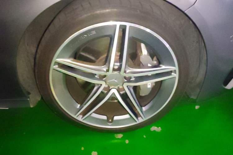 Used Mercedes-Benz A AMG 2020 AMG A 45 4MATIC+ Right Front Wheel Hub