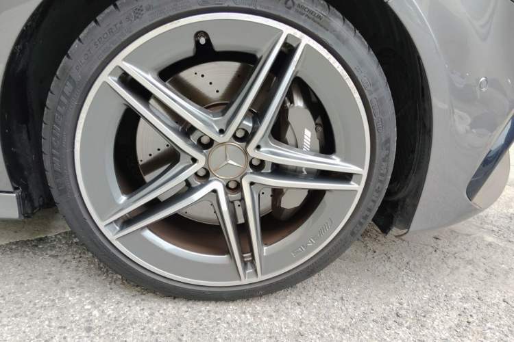 Used Mercedes-Benz A AMG 2020 AMG A 45 4MATIC+ Right Front Wheel Hub