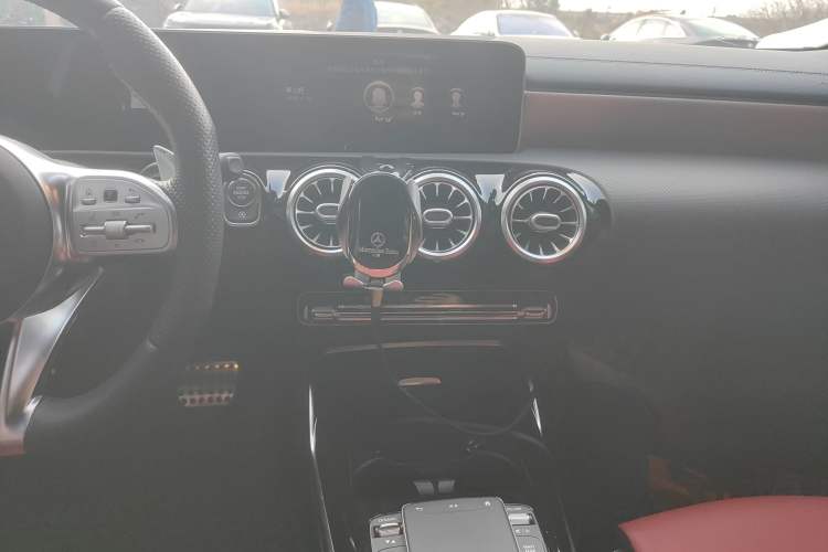 Used Mercedes-Benz A AMG 2020 AMG A 35 4MATIC Audio And AC Panel