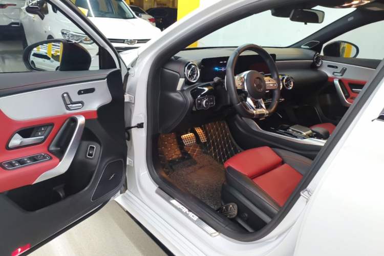 Used Mercedes-Benz A AMG 2020 AMG A 35 L 4MATIC Driver Seat