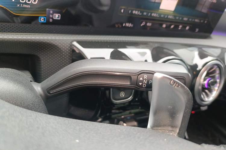 Used Mercedes-Benz A AMG 2020 AMG A 35 L 4MATIC Gear Lever