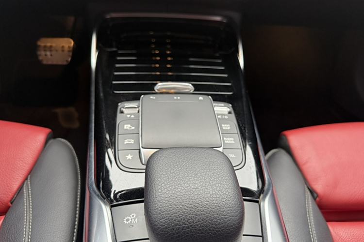 Used Mercedes-Benz A AMG 2020 Facelifted AMG A 35 4MATIC Interior 3