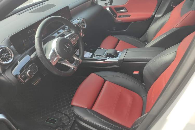 Used Mercedes-Benz A AMG 2020 AMG A 35 4MATIC Left Front Seat