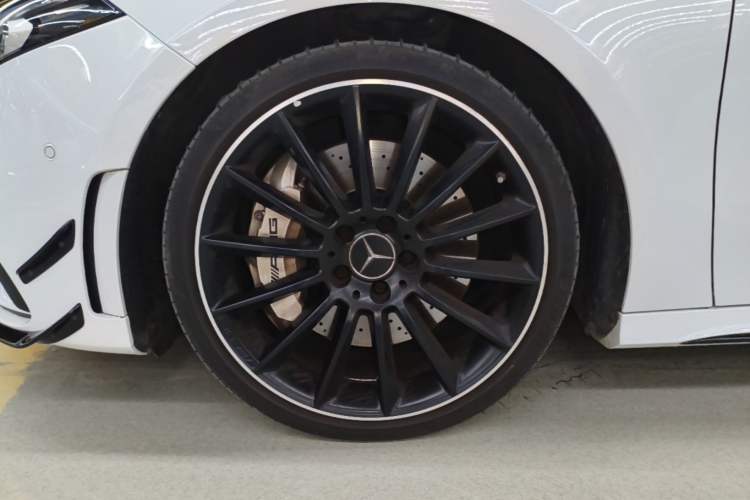 Used Mercedes-Benz A AMG 2020 AMG A 35 L 4MATIC Left Front Wheel Hub