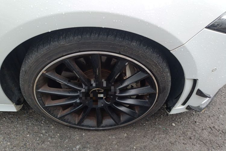 Used Mercedes-Benz A AMG 2020 AMG A 35 L 4MATIC Right Front Wheel Hub