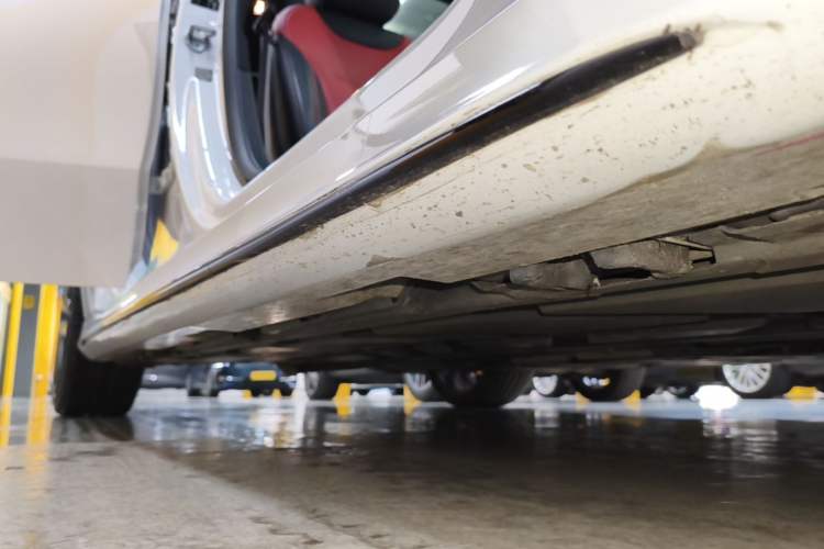 Used Mercedes-Benz A AMG 2020 AMG A 35 L 4MATIC Right Side Sill