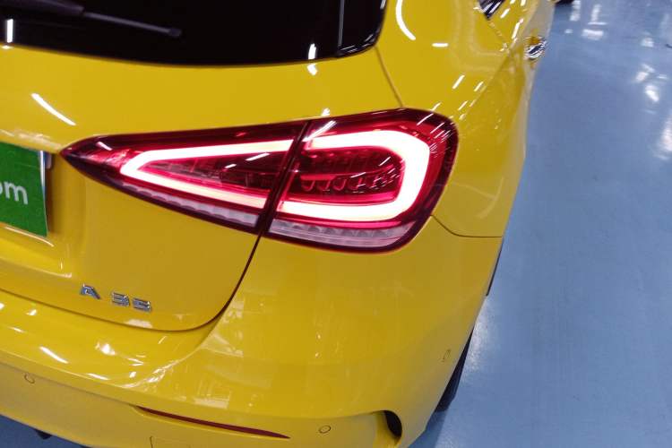 Used Mercedes-Benz A AMG 2020 Facelifted AMG A 35 4MATIC Exterior 6