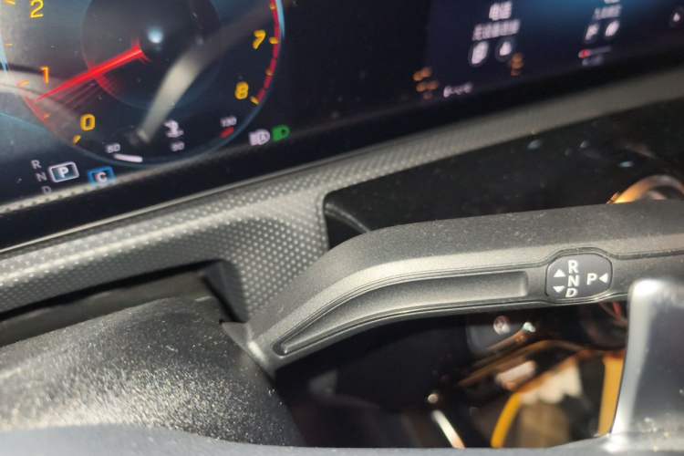 Used Mercedes-Benz A AMG 2021 AMG A 35 L 4MATIC Midnight Special Edition Gear Lever