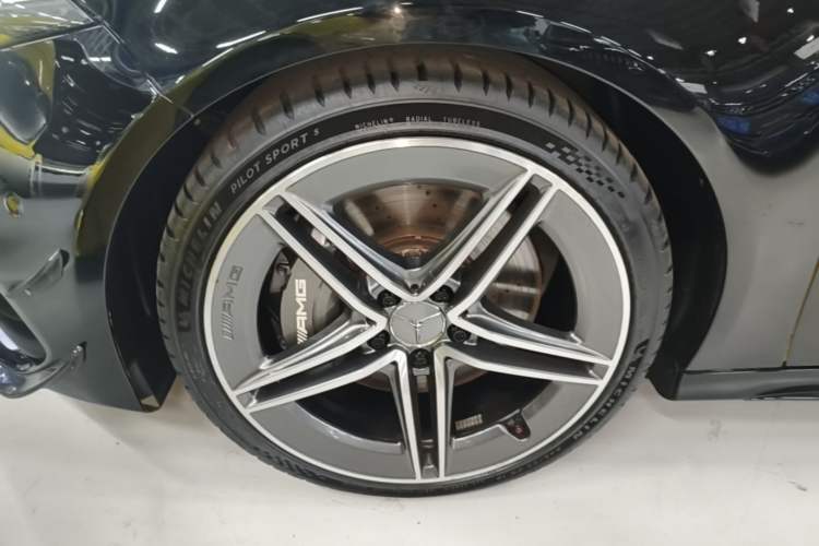 Used Mercedes-Benz A AMG 2022 AMG A 45 4MATIC+ Left Front Wheel Hub
