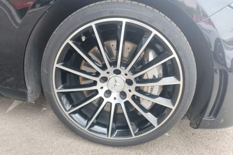 Used Mercedes-Benz A AMG 2022 AMG A 35 4MATIC Right Front Wheel Hub