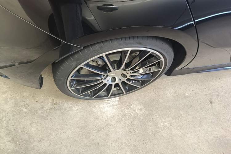 Used Mercedes-Benz A AMG 2022 AMG A 35 4MATIC Right Rear Wheel Hub