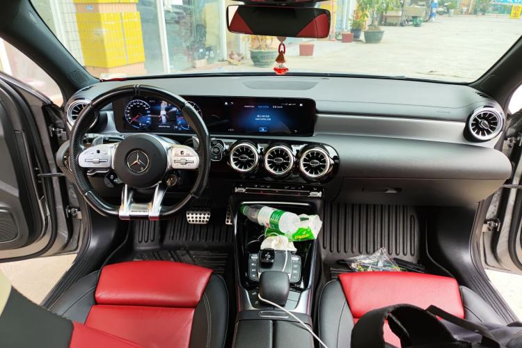 Used Mercedes-Benz A AMG 2022 AMG A 35 4MATIC Center Console