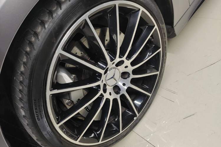 Used Mercedes-Benz A AMG 2022 AMG A 35 L 4MATIC Exterior 4