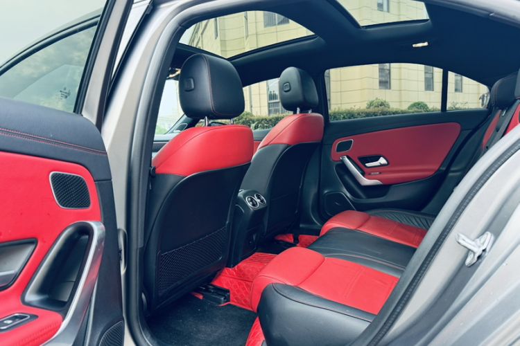 Used Mercedes-Benz A AMG 2022 AMG A 35 L 4MATIC Interior 6