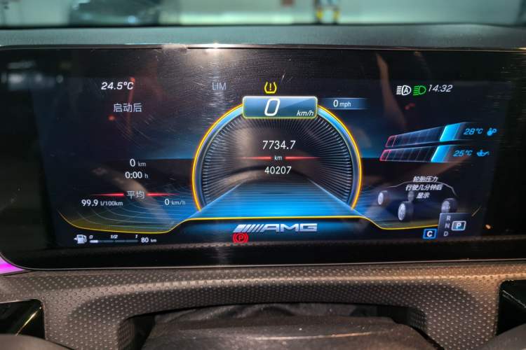 Used Mercedes-Benz A AMG 2022 AMG A 35 4MATIC Odometer Close Up
