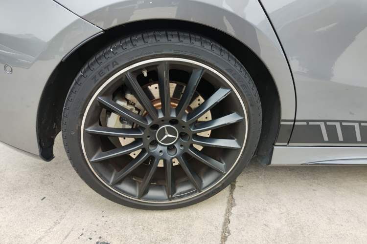 Used Mercedes-Benz A AMG 2022 AMG A 35 4MATIC Right Rear Wheel Hub