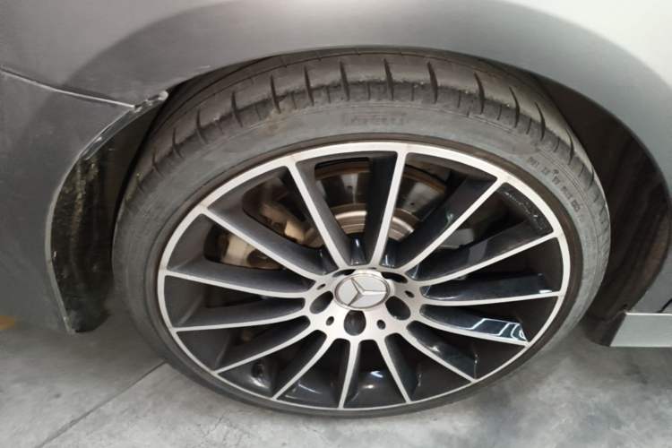 Used Mercedes-Benz A AMG 2022 AMG A 35 L 4MATIC Right Rear Wheel Hub
