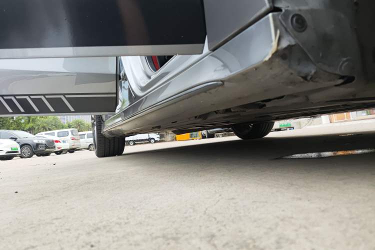 Used Mercedes-Benz A AMG 2022 AMG A 35 4MATIC Right Side Sill