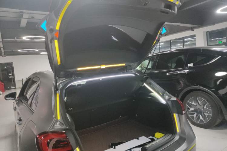 Used Mercedes-Benz A AMG 2022 AMG A 35 4MATIC Trunk