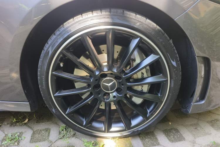 Used Mercedes-Benz A AMG 2022 AMG A 35 4MATIC Right Front Wheel Hub