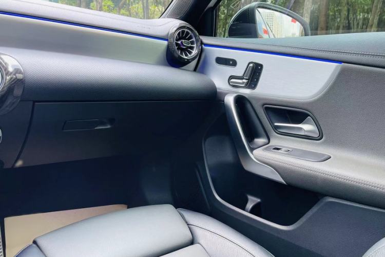 Used Mercedes-Benz A AMG 2022 AMG A 35 4MATIC Interior 4