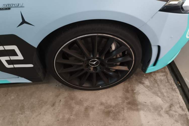 Used Mercedes-Benz A AMG 2022 AMG A 35 4MATIC Right Front Wheel Hub