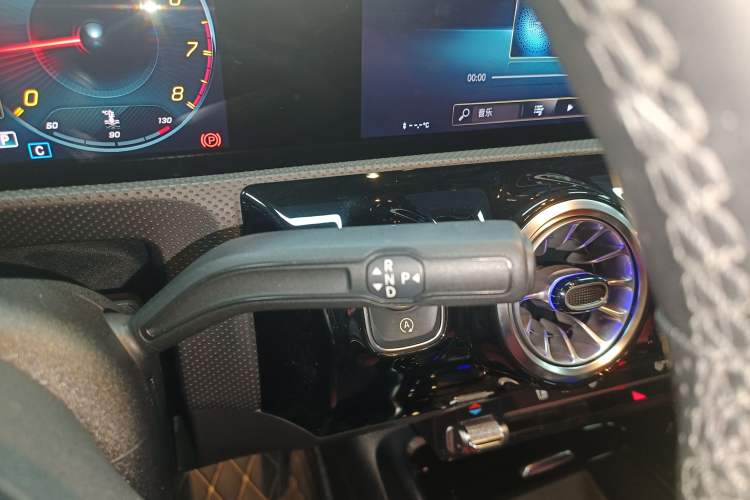 Used Mercedes-Benz A AMG 2022 AMG A 35 4MATIC Gear Lever