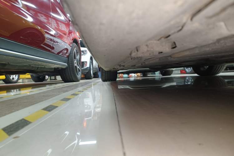 Used Mercedes-Benz A AMG 2022 AMG A 35 4MATIC Right Side Sill