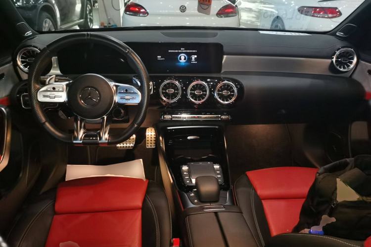 Used Mercedes-Benz A AMG 2023 AMG A 35 4MATIC Center Console