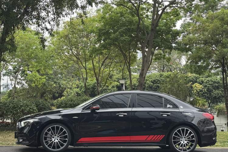 Used Mercedes-Benz A AMG 2023 AMG A 35 L 4MATIC Exterior 3