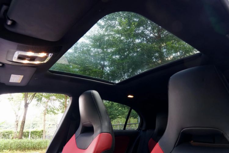 Used Mercedes-Benz A AMG 2023 AMG A 35 4MATIC Headliner