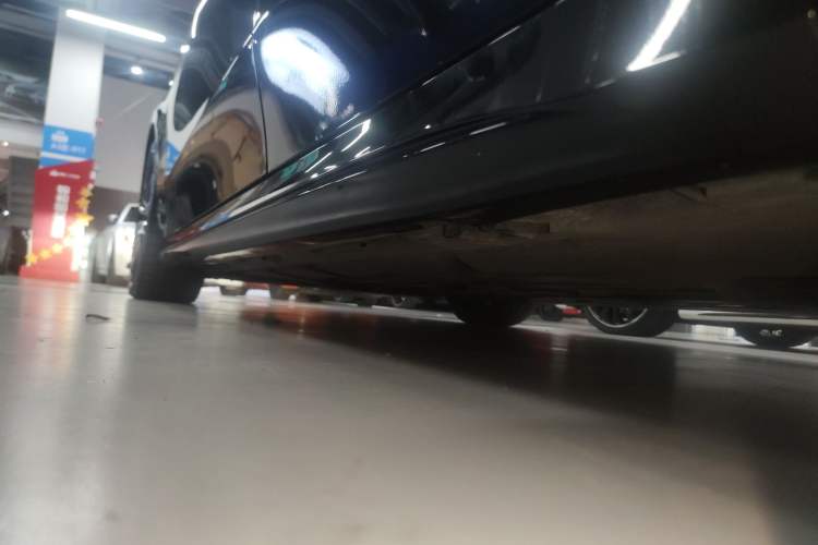 Used Mercedes-Benz A AMG 2023 AMG A 35 4MATIC Left Side Sill