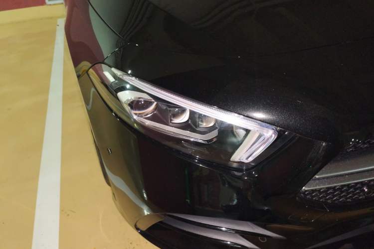 Used Mercedes-Benz A AMG 2023 AMG A 35 4MATIC Right Front Headlight