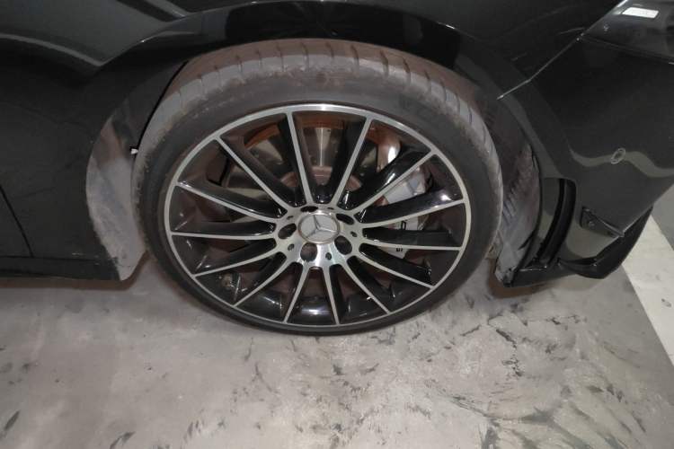 Used Mercedes-Benz A AMG 2023 AMG A 35 4MATIC Right Front Wheel Hub