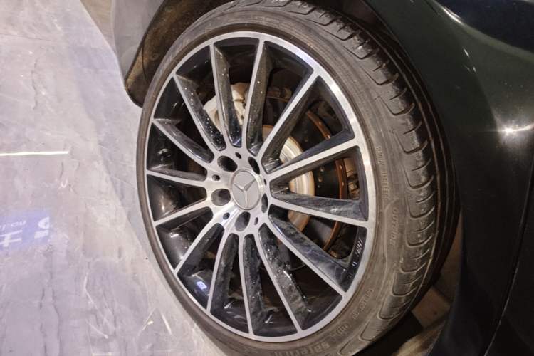 Used Mercedes-Benz A AMG 2023 AMG A 35 L 4MATIC Right Rear Wheel Hub