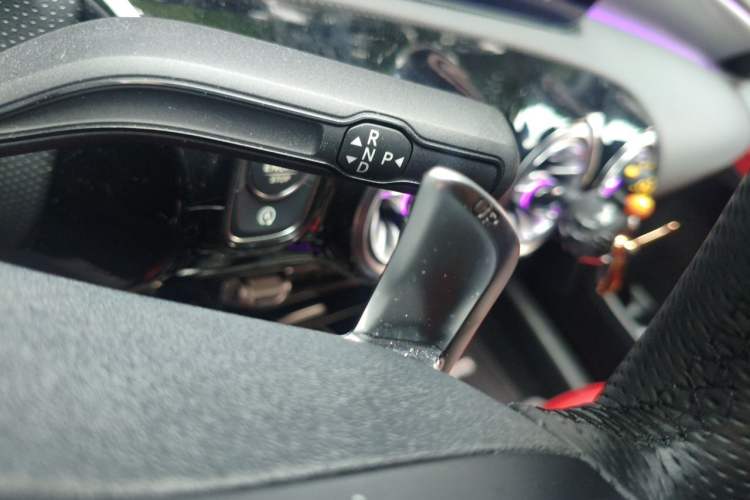 Used Mercedes-Benz A AMG 2023 AMG A 35 L 4MATIC Gear Lever