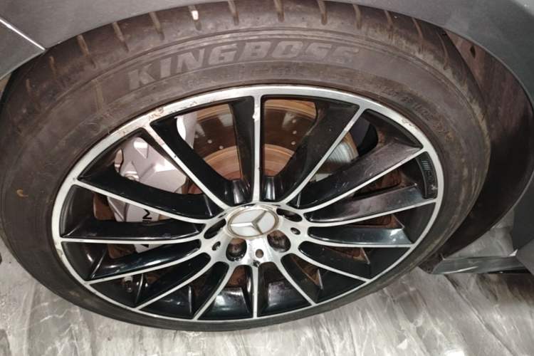 Used Mercedes-Benz A AMG 2023 AMG A 35 L 4MATIC Left Front Wheel Hub