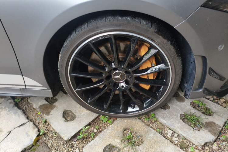 Used Mercedes-Benz A AMG 2023 AMG A 35 L 4MATIC Right Front Wheel Hub