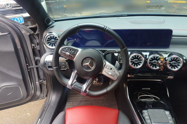 Used Mercedes-Benz A AMG 2023 AMG A 35 L 4MATIC Steering Wheel