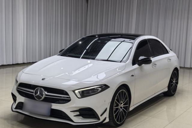 Ojetý Mercedes-Benz A AMG 2023 AMG A 35 L 4MATIC