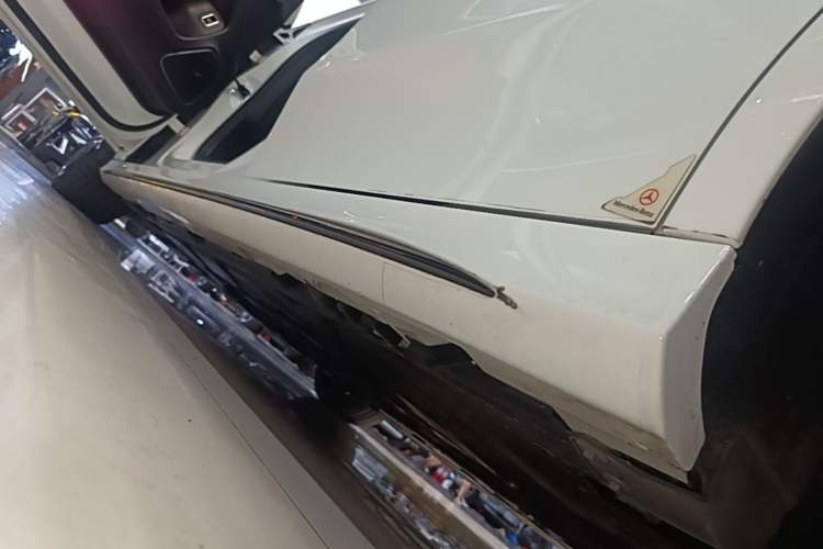 Used Mercedes-Benz A AMG 2023 AMG A 35 L 4MATIC Left Side Sill