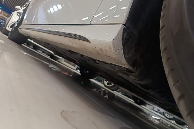 Used Mercedes-Benz A AMG 2023 AMG A 35 L 4MATIC Right Side Sill